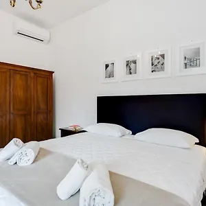 The Country In The - Parco Delle Cascine Apartment