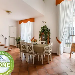  Ferienhaus Residenza Reale