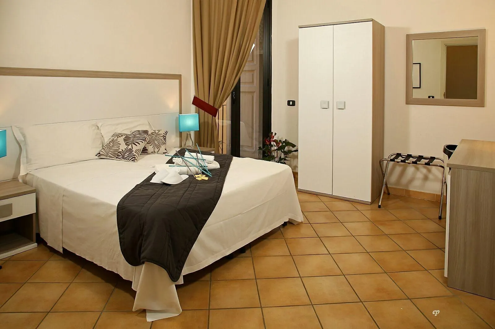 Caravaggio Hotel Naples Italy